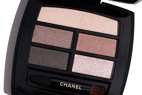 chanel les beiges eyeshadow palette swatches|Chanel Les Beiges illuminating base.